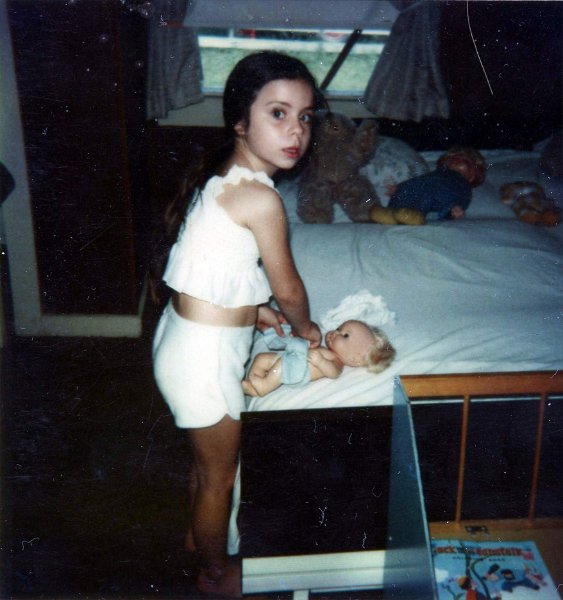 Dana_015.jpg - Original filesize: 1917353. Compressed using: Extreme method. TQ: 60. Source: jp�